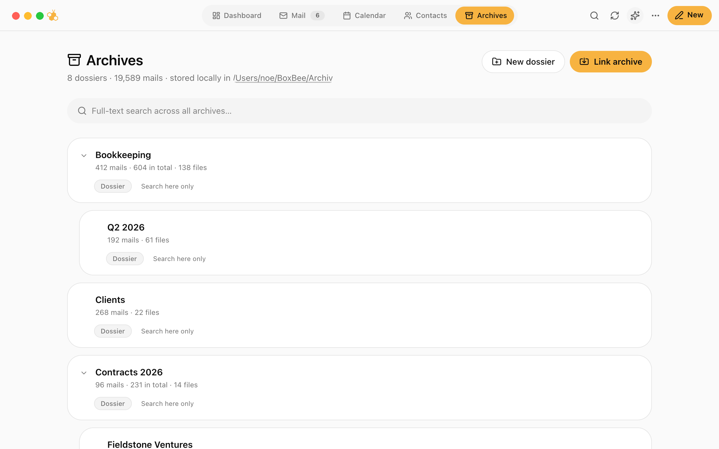 A dossier in BoxBee with messages, attachments and appointments for one matter